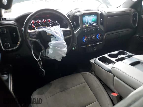 ✅ 2021 Chevrolet Silverado 1500 LT • VIN: 1GCPWCED4MZ193166 • Lot: 70473894. Wystawiony na Copart z przebiegiem 126 229 mil. Bezpłatny archiwum sprzedaży aukcyjnych z USA i szczegółowy raport historii pojazdu na DreamBid. Zdjęcie 8.