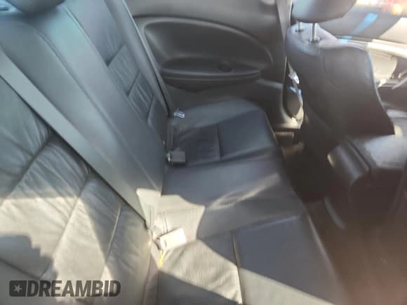 ✅ 2012 Honda Accord EX-L • VIN: 1HGCS2B84CA005997 • Lot: 87487725. Listed on Copart with 88,026 mi. Free auction sales archive from the USA and detailed vehicle history report at DreamBid. Image 10.