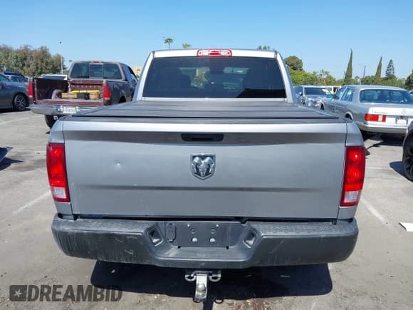 ✅ 2023 Ram 1500 Tradesman • VIN: 3C6RR6KG5PG550852 • Lot: 42516192. Wystawiony na IAAI z przebiegiem 10 918 mil. Bezpłatny archiwum sprzedaży aukcyjnych z USA i szczegółowy raport historii pojazdu na DreamBid. Zdjęcie 16.