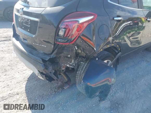 ✅ 2017 Buick Encore Preferred • VIN: KL4CJASB6HB032640 • Lot: 43588208. Wystawiony na IAAI z przebiegiem 112 431 mil. Bezpłatny archiwum sprzedaży aukcyjnych z USA i szczegółowy raport historii pojazdu na DreamBid. Zdjęcie 6.