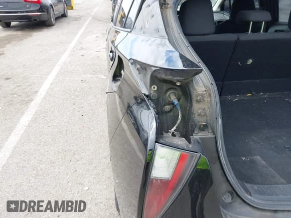 ✅ 2016 Toyota Prius Four • VIN: JTDKARFU1G3525369 • Лот: 43121179. Опубликован ранее на IAAI с пробегом 227 715 миль. Бесплатный доступ к архиву аукционных продаж из США и подробный отчёт об истории автомобиля на DreamBid. Изображение 20.