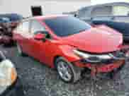 2016 Chevrolet Cruze LT z VIN 1G1BE5SM2G7244685, wystawiony jako Copart lot #68496922 z przebiegiem 88 586 mil mil oraz . Historia ofert i sprzedaży dostępna na DreamBid. Obrazek 4.