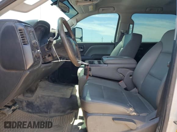 ✅ 2017 Chevrolet Silverado 2500HD Work Truck • VIN: 1GC1KUEY9HF237650 • Lot: 55750345. Wystawiony na Copart z przebiegiem 155 221 mil. Bezpłatny archiwum sprzedaży aukcyjnych z USA i szczegółowy raport historii pojazdu na DreamBid. Zdjęcie 7.