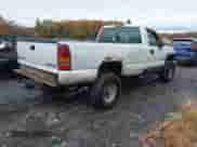 2007 Chevrolet Silverado 2500HD z VIN 1GBHK24U47E167887, wystawiony jako IAAI lot #43563092 z przebiegiem 133 727 mil mil oraz . Historia ofert i sprzedaży dostępna na DreamBid. Obrazek 4.
