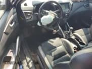 ✅ 2016 Hyundai Veloster Turbo • VIN: KMHTC6AE3GU278777 • Lot: 64387313. Wystawiony na Copart z przebiegiem 95 982 mil. Bezpłatny archiwum sprzedaży aukcyjnych z USA i szczegółowy raport historii pojazdu na DreamBid. Zdjęcie 8.