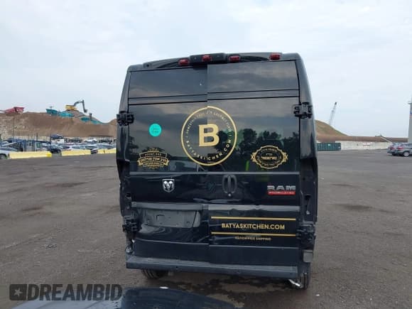 ✅ 2021 Ram ProMaster Cargo • VIN: 3C6LRVDG8ME585020 • Lot: 42601543. Listed on IAAI with 29,150 mi. Free auction sales archive from the USA and detailed vehicle history report at DreamBid. Image 16.