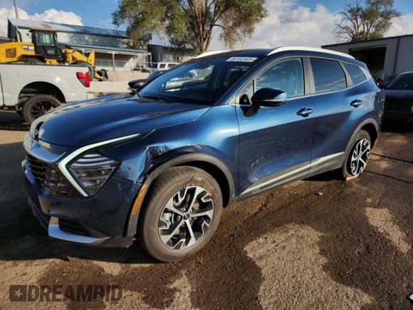 ✅ 2025 Kia Sportage EX • VIN: KNDPVCDG6S7239779 • Lot: 86102405. Wystawiony na Copart z przebiegiem 3 453 mil. Bezpłatny archiwum sprzedaży aukcyjnych z USA i szczegółowy raport historii pojazdu na DreamBid. Zdjęcie 1.