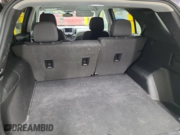 ✅ 2021 Chevrolet Equinox LT • VIN: 2GNAXJEV1M6106066 • Lot: 42013656. Listed on IAAI with 112,472 mi. Free auction sales archive from the USA and detailed vehicle history report at DreamBid. Image 1.