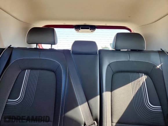 ✅ 2022 Hyundai Venue Limited • VIN: KMHRC8A32NU208009 • Лот: 85752885. Опубликован ранее на Copart с пробегом 34 681 миль. Бесплатный доступ к архиву аукционных продаж из США и подробный отчёт об истории автомобиля на DreamBid. Изображение 10.