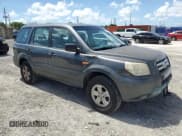 ✅ 2007 Honda Pilot LX • VIN: 2HKYF18157H539716 • Lot: 89651565. Listed on Copart with 210,713 mi. Free auction sales archive from the USA and detailed vehicle history report at DreamBid. Image 4.