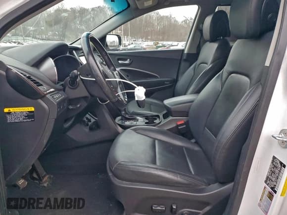 ✅ 2017 Hyundai Santa Fe Ultimate • VIN: 5XYZWDLA4HG387319 • Lot: 95008965. Listed on Copart with 97,807 mi. Free auction sales archive from the USA and detailed vehicle history report at DreamBid. Image 7.