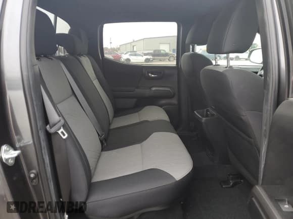 ✅ 2023 Toyota Tacoma TRD Off Road • VIN: 3TMCZ5AN7PM570594 • Lot: 92431865. Wystawiony na Copart z przebiegiem 33 620 mil. Bezpłatny archiwum sprzedaży aukcyjnych z USA i szczegółowy raport historii pojazdu na DreamBid. Zdjęcie 10.