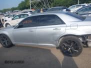 ✅ 2021 Chrysler 300 S • VIN: 2C3CCABGXMH549893 • Lot: 42982981. Listed on IAAI with 90,497 mi. Free auction sales archive from the USA and detailed vehicle history report at DreamBid. Image 15.