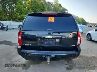 2008 Chevrolet Tahoe 3LT с VIN 1GNFK13068R145077, выставлен на аукционе Copart как лот 84806565 с пробегом 182 960 миль миль и Списание • Salvage title. История ставок и продаж доступна на DreamBid. Изображение 6.