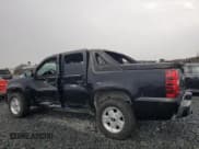 ✅ 2007 Chevrolet Avalanche LS • VIN: 3GNEC12087G206194 • Lot: 82677475. Listed on Copart with 102,954 mi. Free auction sales archive from the USA and detailed vehicle history report at DreamBid. Image 2.