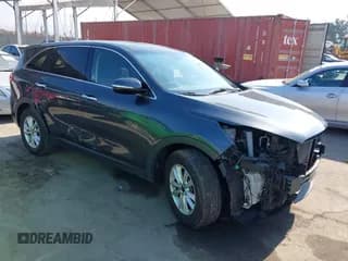 ✅ 2020 Kia Sorento L • VIN: 5XYPG4A38LG626825 • Лот: 42894083. Опубликован ранее на IAAI с пробегом 60 279 миль. Бесплатный доступ к архиву аукционных продаж из США и подробный отчёт об истории автомобиля на DreamBid. Изображение 1.