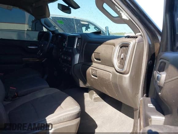 ✅ 2019 Chevrolet Silverado 1500 LT • VIN: 1GCPWCED4KZ123924 • Lot: 42227645. Wystawiony na IAAI z przebiegiem 87 684 mil. Bezpłatny archiwum sprzedaży aukcyjnych z USA i szczegółowy raport historii pojazdu na DreamBid. Zdjęcie 5.