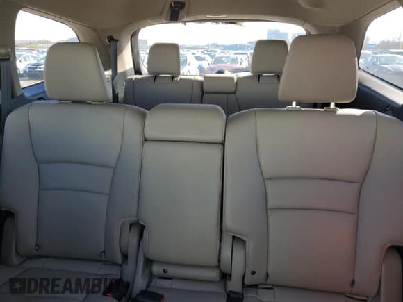 ✅ 2018 Honda Pilot EX-L • VIN: 5FNYF6H60JB043334 • Лот: 92035645. Опубликован ранее на Copart с пробегом 129 166 миль. Бесплатный доступ к архиву аукционных продаж из США и подробный отчёт об истории автомобиля на DreamBid. Изображение 10.