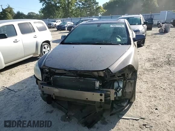 ✅ 2012 Chevrolet Malibu 1LT • VIN: 1G1ZC5E07CF224137 • Lot: 75021174. Listed on Copart with 118,326 mi. Free auction sales archive from the USA and detailed vehicle history report at DreamBid. Image 11.