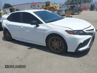 ✅ 2023 Toyota Camry SE • VIN: 4T1G11AK2PU146903 • Лот: 42265407. Опубликован ранее на IAAI с пробегом 27 211 миль. Бесплатный доступ к архиву аукционных продаж из США и подробный отчёт об истории автомобиля на DreamBid. Изображение 1.