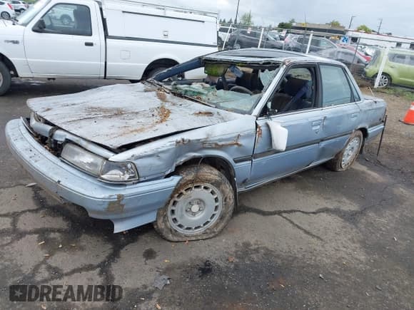 ✅ 1991 Toyota Camry • VIN: 4T1VV22E5MU065027 • Lot: 41919972. Wystawiony na IAAI z przebiegiem 157 835 mil. Bezpłatny archiwum sprzedaży aukcyjnych z USA i szczegółowy raport historii pojazdu na DreamBid. Zdjęcie 2.