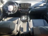 ✅ 2022 Honda Pilot Touring 7-Passenger • VIN: 5FNYF6H63NB077922 • Lot: 69424205. Listed on Copart with 32,813 mi. Free auction sales archive from the USA and detailed vehicle history report at DreamBid. Image 8.