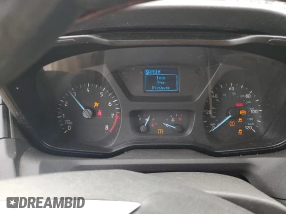 ✅ 2017 Ford Transit • VIN: 1FTBW3XM5HKB26422 • Lot: 81663285. Wystawiony na Copart z przebiegiem 866 237 mil. Bezpłatny archiwum sprzedaży aukcyjnych z USA i szczegółowy raport historii pojazdu na DreamBid. Zdjęcie 9.