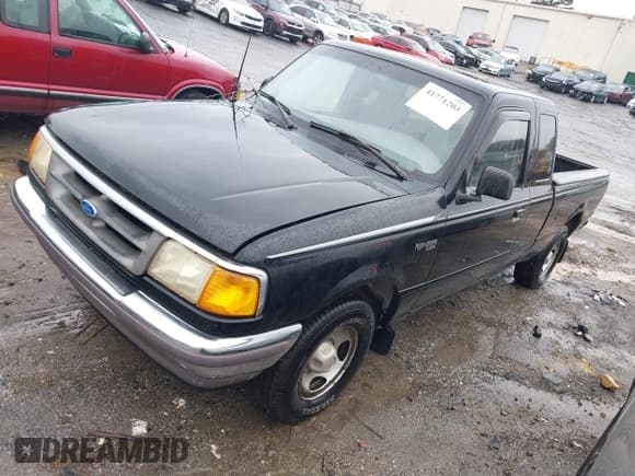 ✅ 1996 Ford Ranger XLT • VIN: 1FTCR14X2TPA32945 • Лот: 41771203. Опубликован ранее на IAAI с пробегом 113 474 миль. Бесплатный доступ к архиву аукционных продаж из США и подробный отчёт об истории автомобиля на DreamBid. Изображение 2.
