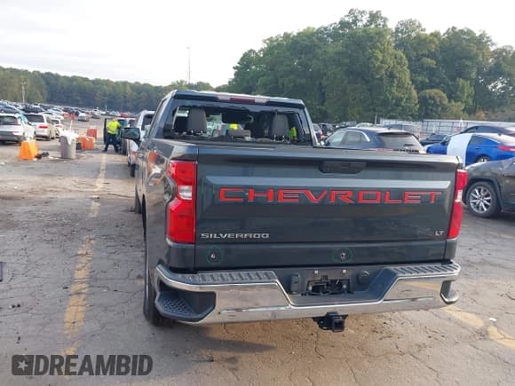 ✅ 2019 Chevrolet Silverado 1500 LT • VIN: 1GCPWCED3KZ178493 • Лот: 43279577. Опубликован ранее на IAAI с пробегом 99 744 миль. Бесплатный доступ к архиву аукционных продаж из США и подробный отчёт об истории автомобиля на DreamBid. Изображение 3.