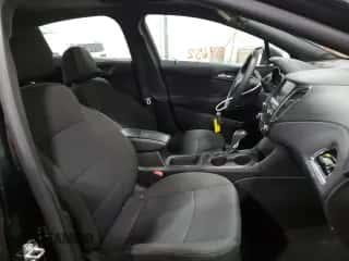 2017 Chevrolet Cruze LT z VIN 1G1BE5SM7H7202224, wystawiony jako Copart lot #62196002 z przebiegiem 89 652 mil mil oraz . Historia ofert i sprzedaży dostępna na DreamBid. Obrazek 5.