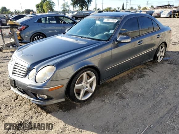 ✅ 2009 Mercedes-Benz E 550 Sport • VIN: WDBUF72X69B394686 • Лот: 78475084. Опубликован ранее на Copart с пробегом 113 111 миль. Бесплатный доступ к архиву аукционных продаж из США и подробный отчёт об истории автомобиля на DreamBid. Изображение 1.