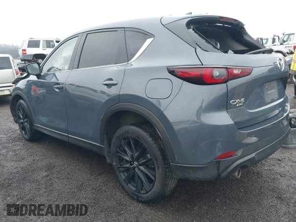 ✅ 2023 Mazda CX-5 S Carbon Edition • VIN: JM3KFBCM2P0153742 • Lot: 43793152. Wystawiony na IAAI z przebiegiem 84 096 mil. Bezpłatny archiwum sprzedaży aukcyjnych z USA i szczegółowy raport historii pojazdu na DreamBid. Zdjęcie 3.