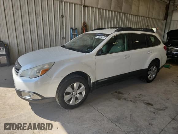 ✅ 2012 Subaru Outback Prem • VIN: 4S4BRCCC8C3268816 • Lot: 70214105. Listed on Copart with 280,337 mi. Free auction sales archive from the USA and detailed vehicle history report at DreamBid. Image 1.