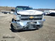 ✅ 2012 Chevrolet Silverado 2500HD Work Truck • VIN: 1GC2KVCG0CZ294458 • Lot: 49927765. Wystawiony na Copart z przebiegiem 222 387 mil. Bezpłatny archiwum sprzedaży aukcyjnych z USA i szczegółowy raport historii pojazdu na DreamBid. Zdjęcie 11.