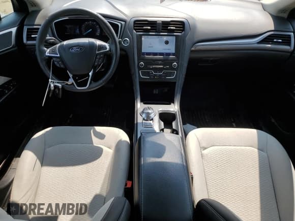 ✅ 2020 Ford Fusion SE • VIN: 3FA6P0HD3LR146500 • Lot: 60112625. Wystawiony na Copart z przebiegiem 91 259 mil. Bezpłatny archiwum sprzedaży aukcyjnych z USA i szczegółowy raport historii pojazdu na DreamBid. Zdjęcie 8.