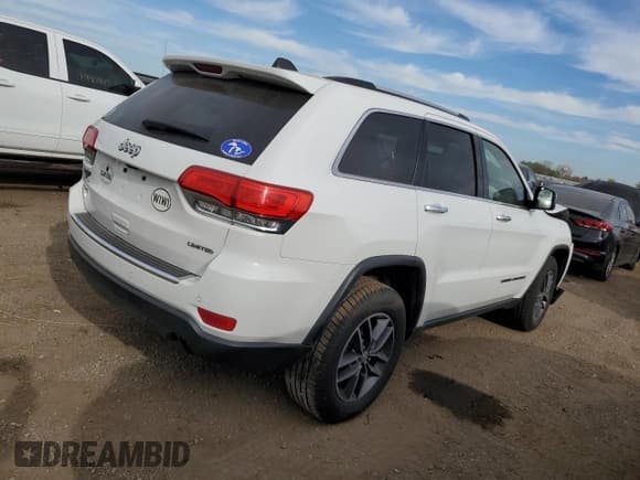 ✅ 2017 Jeep Grand Cherokee Limited • VIN: 1C4RJFBG0HC672121 • Lot: 90477225. Listed on Copart with 133,622 mi. Free auction sales archive from the USA and detailed vehicle history report at DreamBid. Image 3.