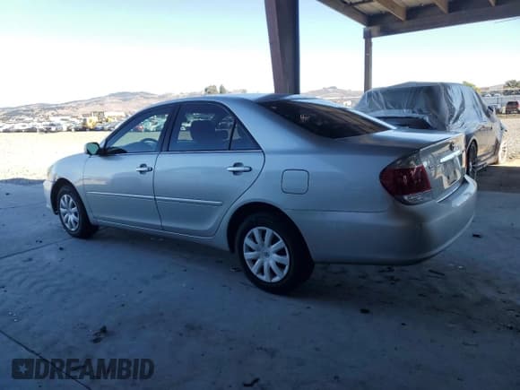 ✅ 2006 Toyota Camry SE • VIN: 4T1BE30K16U155151 • Lot: 87314895. Wystawiony na Copart z przebiegiem 92 061 mil. Bezpłatny archiwum sprzedaży aukcyjnych z USA i szczegółowy raport historii pojazdu na DreamBid. Zdjęcie 2.
