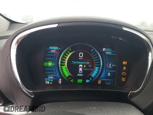 ✅ 2017 Chevrolet Volt Premier • VIN: 1G1RD6S57HU109933 • Lot: 82057903. Wystawiony na Copart z przebiegiem 43 825 mil. Bezpłatny archiwum sprzedaży aukcyjnych z USA i szczegółowy raport historii pojazdu na DreamBid. Zdjęcie 9.