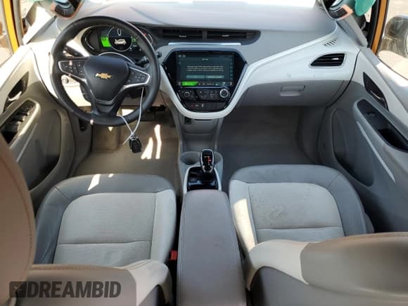 ✅ 2017 Chevrolet Bolt EV Premier • VIN: 1G1FX6S00H4148684 • Lot: 54701245. Wystawiony na Copart z przebiegiem 70 617 mil. Bezpłatny archiwum sprzedaży aukcyjnych z USA i szczegółowy raport historii pojazdu na DreamBid. Zdjęcie 8.