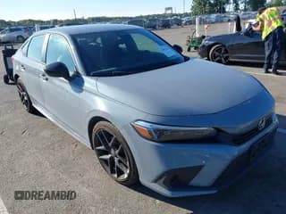 ✅ 2024 Honda Civic Sport • VIN: 2HGFE2F56RH585512 • Lot: 43081864. Wystawiony na IAAI z przebiegiem 7 022 mil. Bezpłatny archiwum sprzedaży aukcyjnych z USA i szczegółowy raport historii pojazdu na DreamBid. Zdjęcie 1.