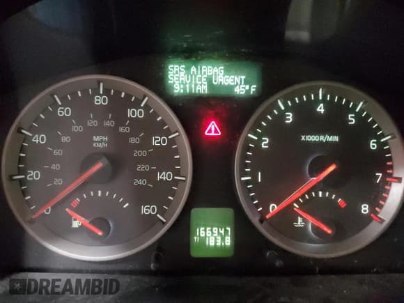 ✅ 2006 Volvo V50 2.5L Turbo • VIN: YV1MJ682162157907 • Lot: 50635235. Wystawiony na Copart z przebiegiem 166 947 mil. Bezpłatny archiwum sprzedaży aukcyjnych z USA i szczegółowy raport historii pojazdu na DreamBid. Zdjęcie 9.