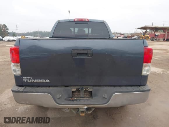 ✅ 2010 Toyota Tundra • VIN: 5TFRM5F15AX003218 • Lot: 43840743. Wystawiony na IAAI z przebiegiem 232 392 mil. Bezpłatny archiwum sprzedaży aukcyjnych z USA i szczegółowy raport historii pojazdu na DreamBid. Zdjęcie 16.