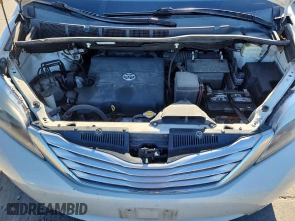 ✅ 2015 Toyota Sienna Limited • VIN: 5TDDK3DC9FS115820 • Lot: 82698785. Listed on Copart with 234,277 mi. Free auction sales archive from the USA and detailed vehicle history report at DreamBid. Image 12.