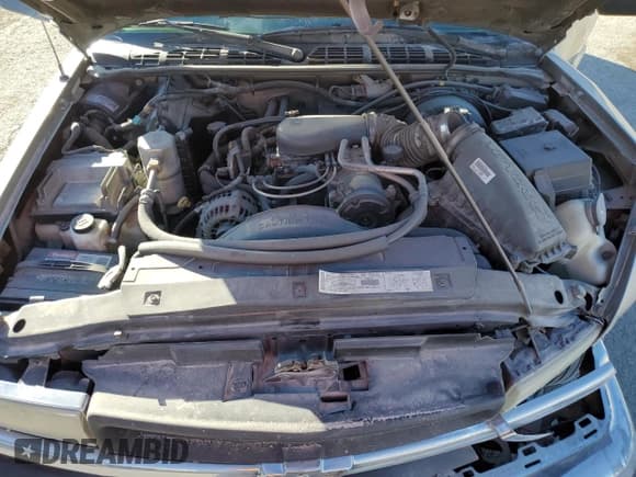 ✅ 2002 Chevrolet S-10 LS • VIN: 1GCCS19W628256801 • Лот: 44400845. Опубликован ранее на Copart с пробегом 106 246 миль. Бесплатный доступ к архиву аукционных продаж из США и подробный отчёт об истории автомобиля на DreamBid. Изображение 11.