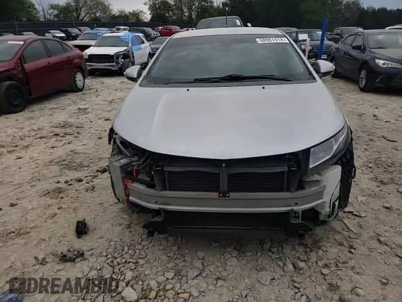 2015 Chevrolet Volt z VIN 1G1RB6E40FU108225, wystawiony jako Copart lot #51980604 z przebiegiem 69 505 mil mil oraz . Historia ofert i sprzedaży dostępna na DreamBid. Obrazek 10.