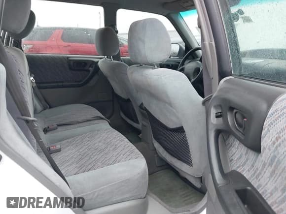 ✅ 1999 Subaru Forester S • VIN: JF1SF6550XH738591 • Lot: 43772131. Wystawiony na IAAI z przebiegiem 255 806 mil. Bezpłatny archiwum sprzedaży aukcyjnych z USA i szczegółowy raport historii pojazdu na DreamBid. Zdjęcie 8.