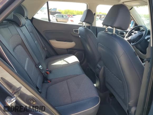 ✅ 2024 Hyundai Venue Limited • VIN: KMHRC8A35RU330921 • Lot: 53436585. Listed on Copart with 15,330 mi. Free auction sales archive from the USA and detailed vehicle history report at DreamBid. Image 11.