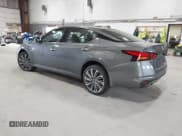 ✅ 2025 Nissan Altima SL • VIN: 1N4BL4EW5SN318423 • Lot: 43275045. Listed on IAAI with 765 mi. Free auction sales archive from the USA and detailed vehicle history report at DreamBid. Image 3.