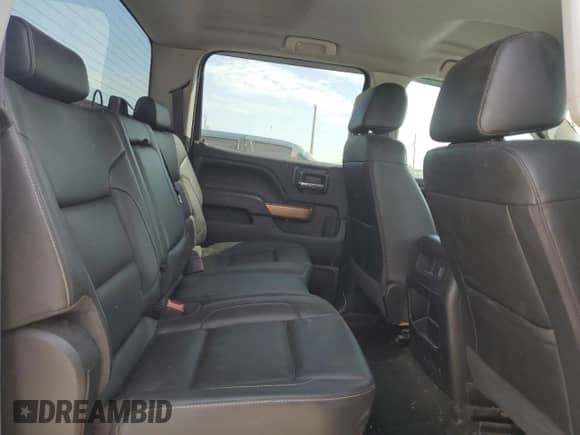 2016 Chevrolet Silverado 3500HD LTZ z VIN 1GC4K0C82GF163639, wystawiony jako Copart lot #76571244 z przebiegiem 199 356 mil mil oraz Szkoda całkowita • Salvage title. Historia ofert i sprzedaży dostępna na DreamBid. Obrazek 10.