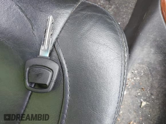 ✅ 2003 Infiniti QX4 Luxury • VIN: JNRDR09X73W251333 • Лот: 42294817. Опубликован ранее на IAAI с пробегом 302 672 миль. Бесплатный доступ к архиву аукционных продаж из США и подробный отчёт об истории автомобиля на DreamBid. Изображение 11.